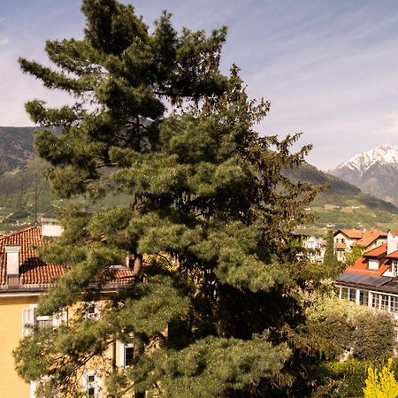 Hotel Villa Laurus Merano Exteriör bild