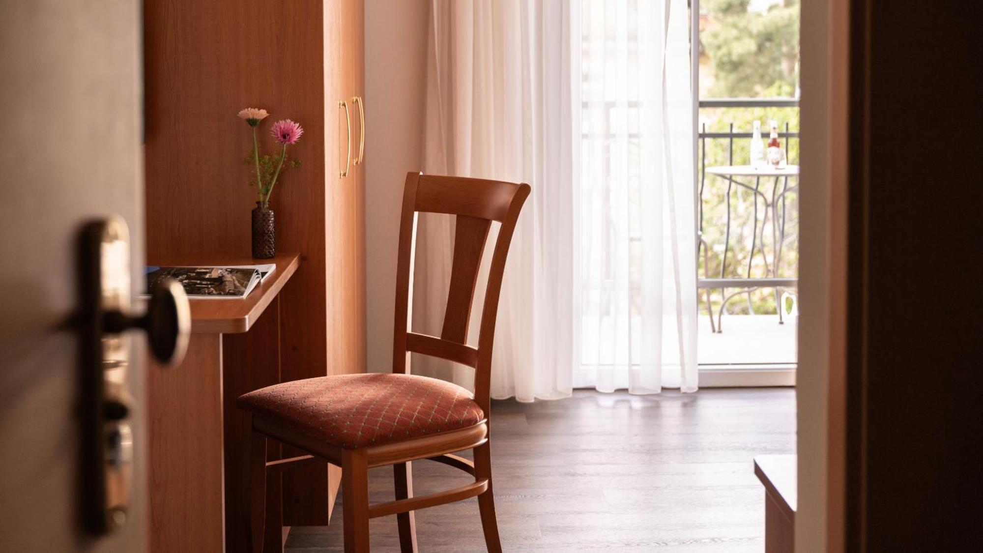 Hotel Villa Laurus Merano Exteriör bild